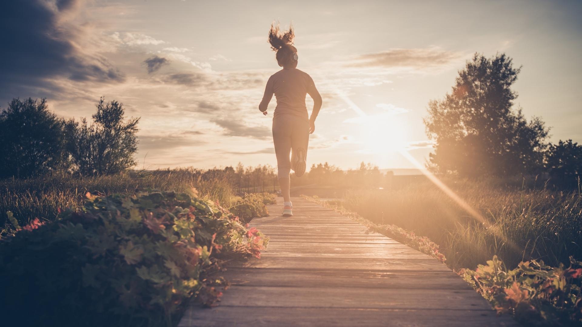 Hormesis Sportlichestraining Laufen