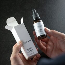 Vitamin D3/K2 bekämpft Vitamin D-Mangel effektiv und unterstützt Knochen und Immunsystem.